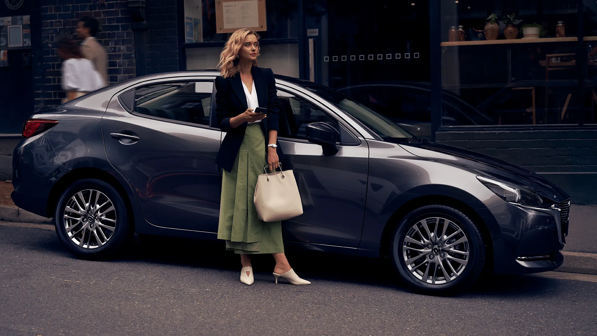 Galeria_Full_1920x1080_Mazda_2_Sedan_2_3_11zon - Expertos en vehículos Mazda - Kyoto Motors - Home